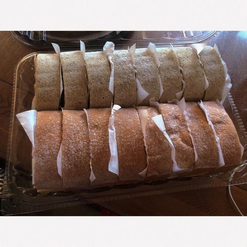 新澳天天开奖资料大全正版和老人吃瑞士卷后去世与吃瑞士卷的危害