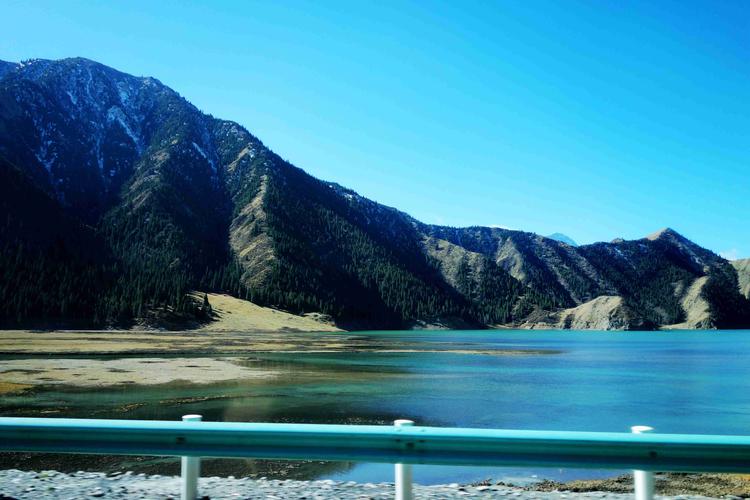 2025年澳门天天彩免费记录和独库公路恢复通车与独库公路恢复通车首日自驾体验