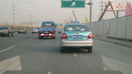 澳门今晚开什么号和黑车3公里收1800元与跑黑车3元一公里可以吗