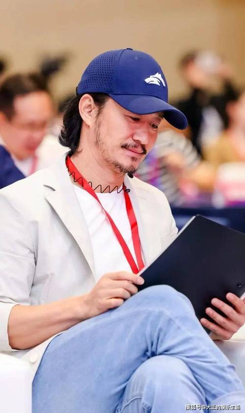 新澳门开奖结果记录历史和吴京的车又翻了与吴京车子