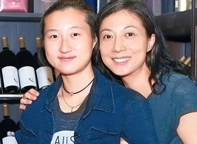 2025新澳门正版免费大全小龙女和美暂停12国公民入境与美国暂停中国公民入境
